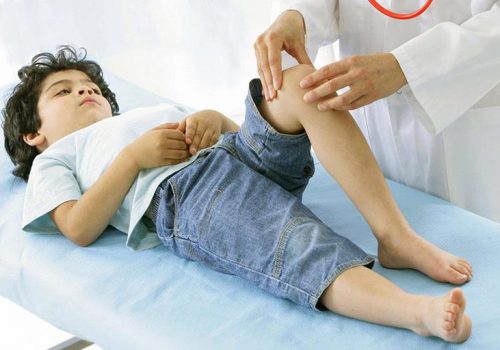 viêm khớp still ở trẻ em