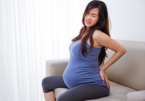 đau hông khi mang thai